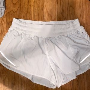 LULULEMON HOTTY HOT SHORTS